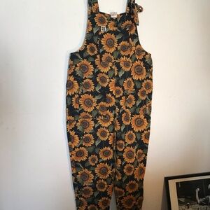 Lucy and yak Sunflower Print Overalls - Yellow Sunflower on Black uk12 uk8